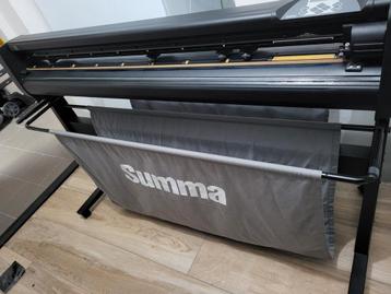 SUMMA D140 snijplotter incl onderstel.  beschikbaar voor biedingen