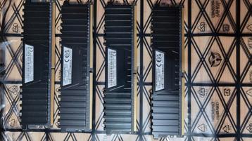 32GB DDR4 3600mhz Vengeance LPX memory 4x8GB beschikbaar voor biedingen