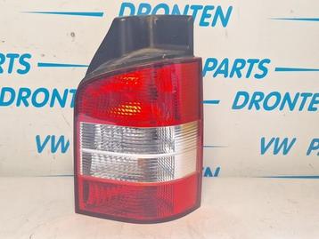 Achterlicht rechts van een Volkswagen Transporter beschikbaar voor biedingen