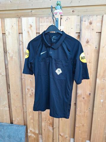 Scheidsrechters shirts.  beschikbaar voor biedingen