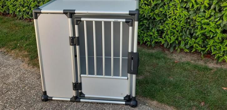 Vervoersbox autohondebench Trixi, Dieren en Toebehoren, Hondenbenches, Zo goed als nieuw, Ophalen