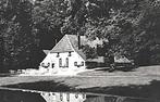 901350	Arnhem	Sonsbeek	Boerderij	1951	Postzegel afgeweekt, Ophalen of Verzenden, 1940 tot 1960, Gelopen, Gelderland