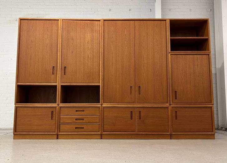 Vintage Teak Dyrlund wandmeubel, Huis en Inrichting, Kasten | Overige, Ophalen of Verzenden