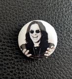 Ozzy Osbourne button – 25mm button / speld / pin, Verzamelen, Speldjes, Pins en Buttons, Verzenden, Nieuw, Overige onderwerpen