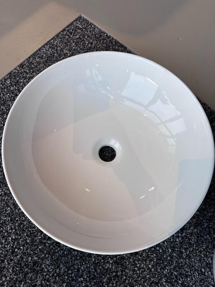 Ronde keramiek waskom, Doe-het-zelf en Verbouw, Sanitair, Nieuw, Wastafel, Steen, Ophalen