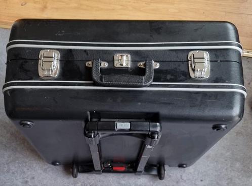 Accordeon koffer 80 bas 20 euro samsonite koffer wit 80 bss, Muziek en Instrumenten, Accordeons, Overige merken, Ophalen of Verzenden