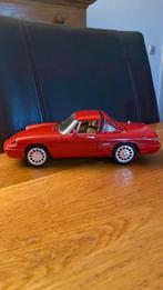 Mooi Model Alfa Romeo 1/18, Hobby en Vrije tijd, Modelauto's | 1:18, Ophalen of Verzenden, Zo goed als nieuw, Overige merken
