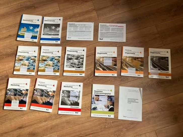 Complete set Ondernemersopleiding / AOV boeken voor het mkb, Boeken, Schoolboeken, Zo goed als nieuw, Overige niveaus, Ophalen of Verzenden