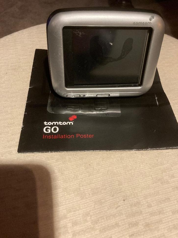 Tomtom Go 700 voor onderdelen 12 V adapters, antenne, hoesje, Auto diversen, Autonavigatie, Gebruikt, Ophalen of Verzenden