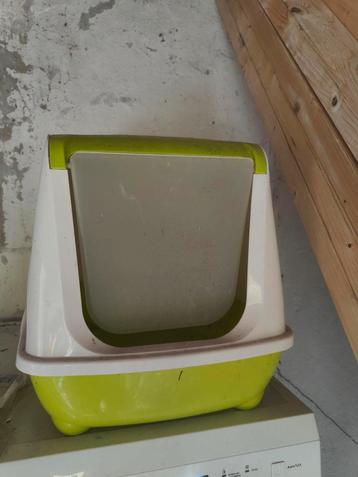 Kattenbak is hier overbodig beschikbaar voor biedingen
