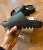 Adidas Yeezy Slide Dark Onyx  (40,5), Kleding | Dames, Schoenen, Slippers, Adidas, Zwart, Nieuw