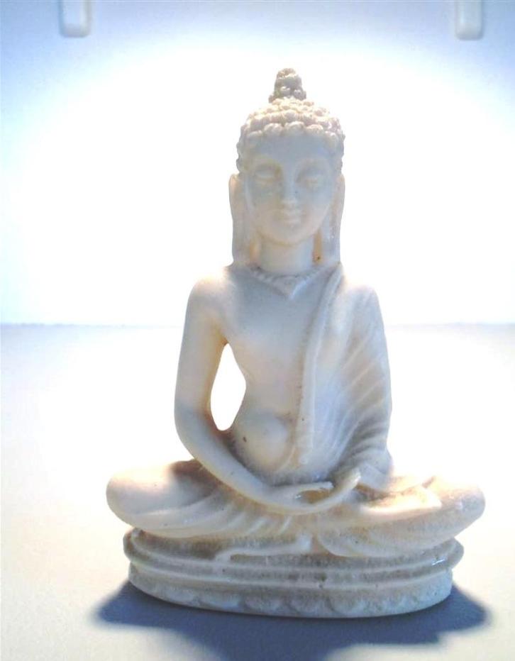 Boeddha beeldje in lotushouding., Huis en Inrichting, Woonaccessoires | Boeddhabeelden, Zo goed als nieuw, Ophalen of Verzenden