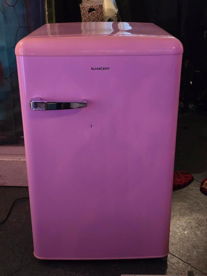 Roze Silvercrest Koelkast, Witgoed en Apparatuur, Koelkasten en IJskasten, Gebruikt, Zonder vriesvak, Minder dan 75 liter, Minder dan 85 cm