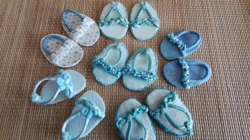 Poppenkleertjes  OPEN POPPENSCHOENTJES  speciaal dec.prijsje beschikbaar voor biedingen