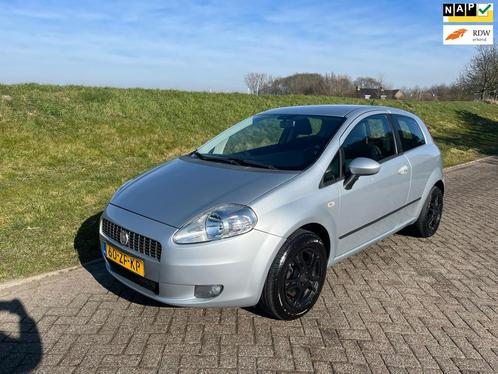 Fiat Grande Punto 1.4i Dynamic Airco El. Ramen spiegels lm v, Auto's, Fiat, Bedrijf, Te koop, Grande Punto, ABS, Airbags, Airconditioning