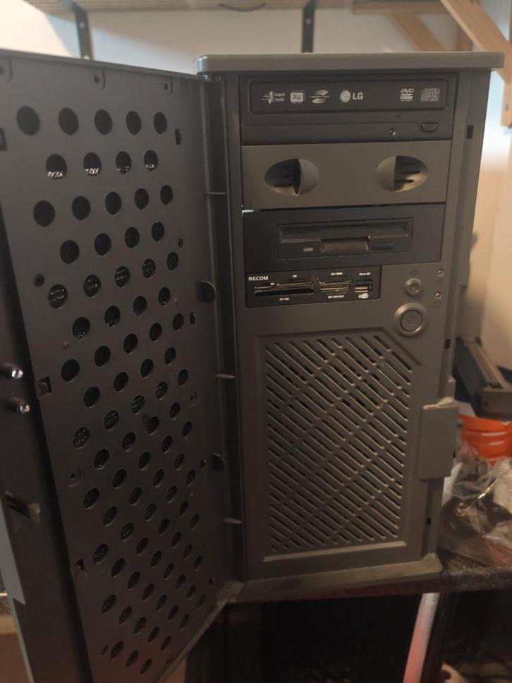 Retro/vintage windows XP gaming pc, Computers en Software, Vintage Computers, Ophalen