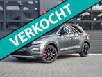 Volkswagen T-ROC 1.5 TSI Sport Business R Panoramadak/Camera, 4 cilinders, 150 pk, Leder en Stof, Bedrijf