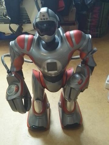 RS media robot beschikbaar voor biedingen
