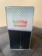 Pokemon TCG: Prismatic Evolution ETB (Pokemon Center), Hobby en Vrije tijd, Verzamelkaartspellen | Pokémon, Ophalen, Nieuw, Boosterbox