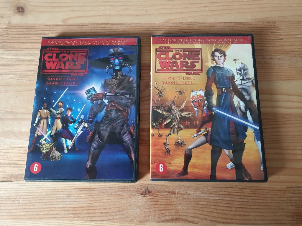 2 DVDS - Star Wars The Clone Wars - Seizoen 2 deel 1 en 2, Cd's en Dvd's, Gebruikt, Tekenfilm, Boxset, Ophalen of Verzenden
