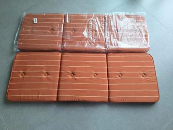 Tuinkussens voor tuinbank. beschikbaar voor biedingen