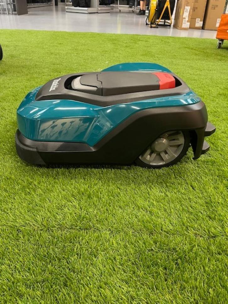 Makita robotmaaier 18 V RM350D, Tuin en Terras, Robotmaaiers, Nieuw, Minder dan 20 cm, Ophalen