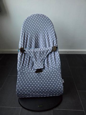 BabyBjorn Wipstoel + Ukje Hoes beschikbaar voor biedingen