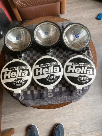 Oldtimer 3 Hella verstralers met covers type Rallye 1000 beschikbaar voor biedingen