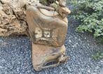 Stoere metalen oude jerrycans, Antiek en Kunst, Ophalen