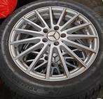 4 x Mercedes GLA 18 Inch Velgen met Dunlop MO Winterbanden, 18 inch, Banden en Velgen, Personenwagen, Gebruikt