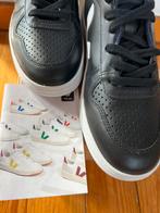 Veja sneakers, Ophalen of Verzenden, Zo goed als nieuw, Schoenen