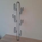 Zwarte metalen cactus kapstok, Wandkapstok, Ophalen of Verzenden, Zo goed als nieuw, Minder dan 100 cm