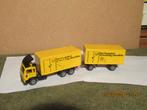 - 2 -  SIKU  Volvo + aanhangwagen  Deutsche post, Ophalen of Verzenden, Gebruikt, Bus of Vrachtwagen, SIKU