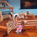 Schleich paddock en 3 paarden, Ophalen of Verzenden, Zo goed als nieuw