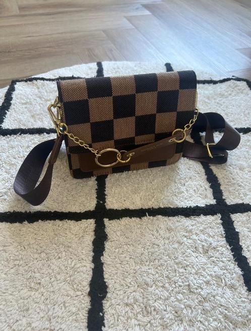 ZGAN bruin goud schoudertas crossbody tas Monica Kiki leer, Sieraden, Tassen en Uiterlijk, Tassen | Schoudertassen, Zo goed als nieuw