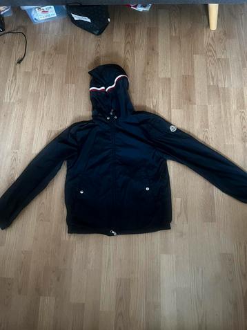 Moncler windbreaker beschikbaar voor biedingen