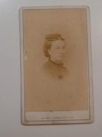 CDV 350 Carte de Visite, Verzamelen, Foto's en Prenten, Verzenden, Voor 1940, Gebruikt, Klederdracht
