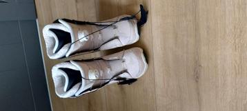 K2 snowboard schoenen maat 40 te koop. Met boa systeem  beschikbaar voor biedingen