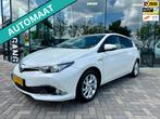 Toyota Auris 1.8 Hybrid Executive, Leder, Trekhaak, KeyLess,, 28 km/l, Gebruikt, 4 cilinders, Wit