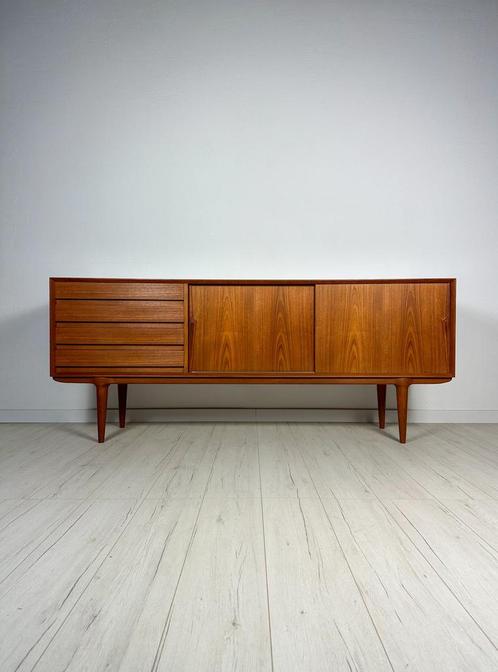 Omann Jun No.18 Teak Dressoir Kast Sideboard Deense Jaren 60, Huis en Inrichting, Kasten | Dressoirs, Zo goed als nieuw, 150 tot 200 cm