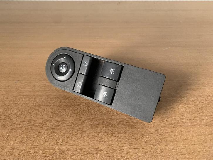 opel zafira B raamschakelaar ( elektr inklapbare spiegels ), Auto-onderdelen, Dashboard en Schakelaars, Opel, Gebruikt, Ophalen of Verzenden