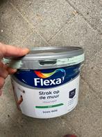 Flexa Strak op de Muur - Halve Emmer Groene Verf, Doe-het-zelf en Verbouw, Gebruikt, Ophalen of Verzenden, Verf, Minder dan 5 liter