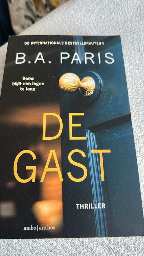 De gast, Boeken, Thrillers, Zo goed als nieuw, Nederland, Ophalen of Verzenden