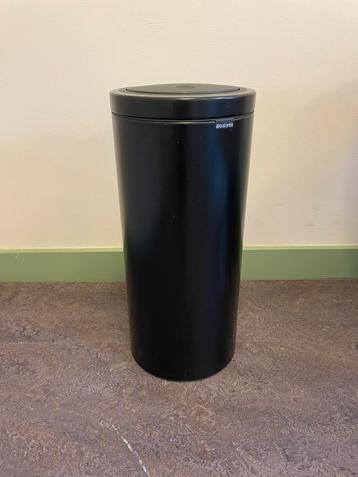 Brabantia Touch 30 liter Prullenbak  beschikbaar voor biedingen