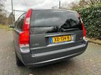 Volvo V70 2.5T Edition Automaat / Nette staat!, Te koop, Zilver of Grijs, Geïmporteerd, Benzine