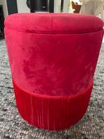 Te koop: tafeltje, rood, velours, h. 50 cm, Huis en Inrichting, Tafels | Bijzettafels, Ophalen of Verzenden, Glas, Minder dan 55 cm