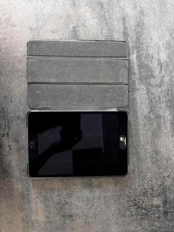IPad mini 4e generatie - Niet werkend! beschikbaar voor biedingen
