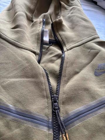 Nike tech fleece vest maat s beschikbaar voor biedingen