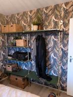 Olijfgroene wandkast met gouden frame, Huis en Inrichting, Kasten | Kledingkasten, Ophalen, 200 cm of meer, 150 tot 200 cm, Zo goed als nieuw