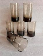 6 Vintage rookglas glaasjes 10 cm hoog, Verzamelen, Glas en Borrelglaasjes, Ophalen of Verzenden, Overige typen